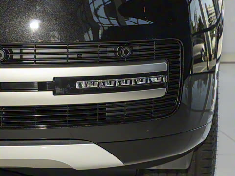 2025�� 3.0 L6 400PS ʢ���ӳ���