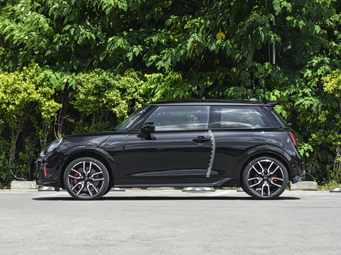 2026�� JOHN COOPER WORKS �ڱ��ر��