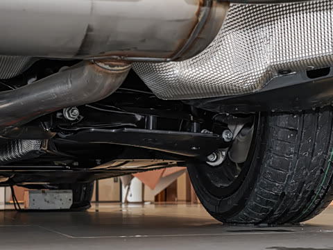 2026�� 325Li M�˶���װ