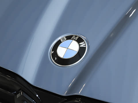 2026�� M35i