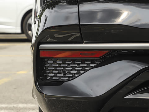 2026�� 45 TFSI quattro ����ʿ�� ������װ 6��
