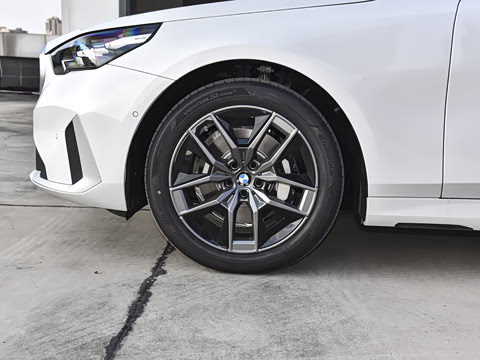 2026�� 530Li ������ ������װ