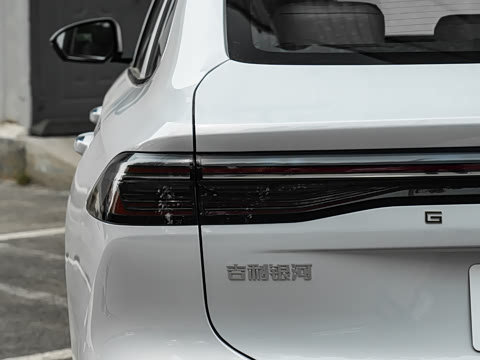 2026�� EV 550km ������