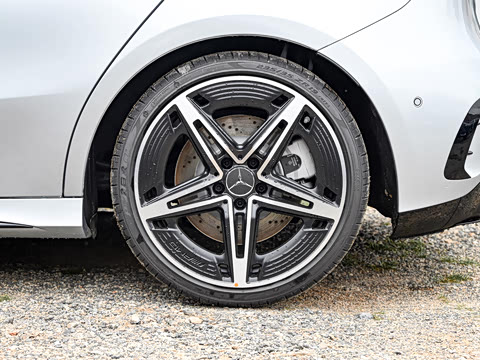 2026�� AMG A 35 4MATIC