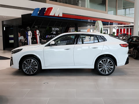 2026�� xDrive25i M�˶���ҹ��װ
