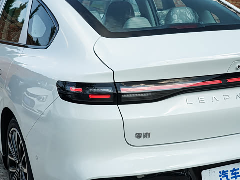 2025�� 550������