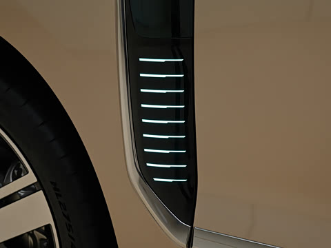 2026�� 102kWh ����ǩ����