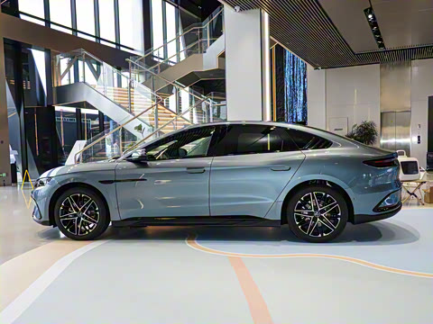 2025�� EV �Ǽݰ� 635KM�����״��콢��