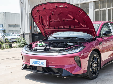 2026�� 535 MAX�����