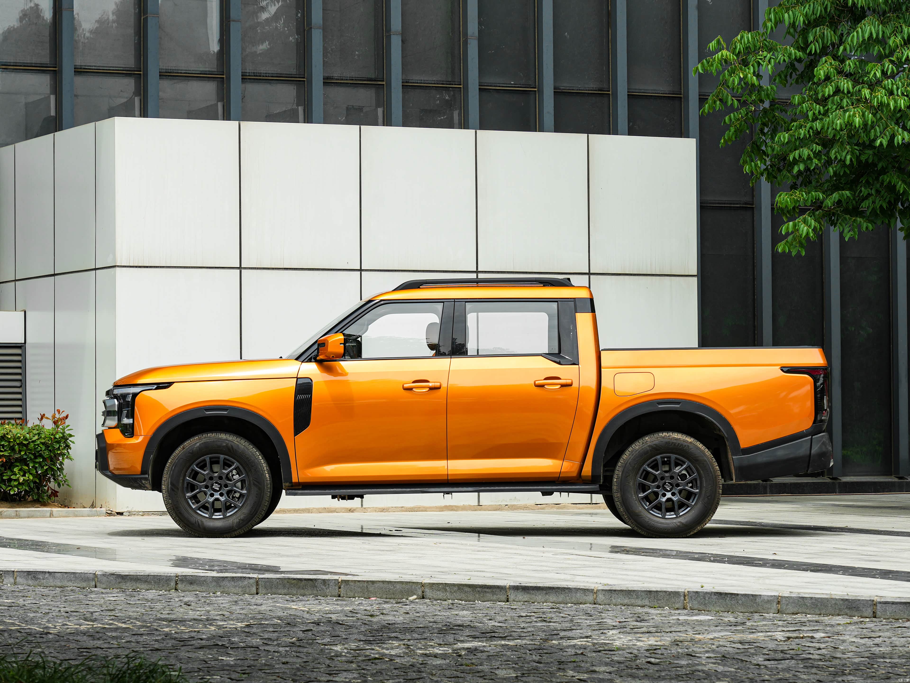 Dongfeng Nissan Z9, миниатюра 4