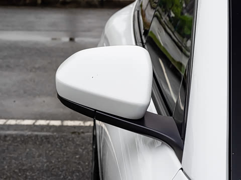 2026�� ��Ȼ�澳�� 100kWh Touring