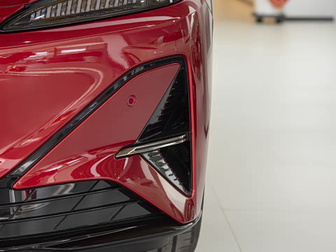 2025�� 750��