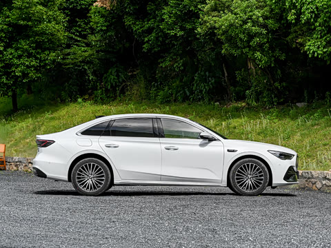 2026�� 220km ������ҫ��