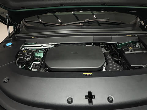 2025�� Pro ���ܻ��°�