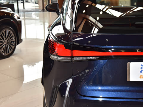 2026�� 350h ����������