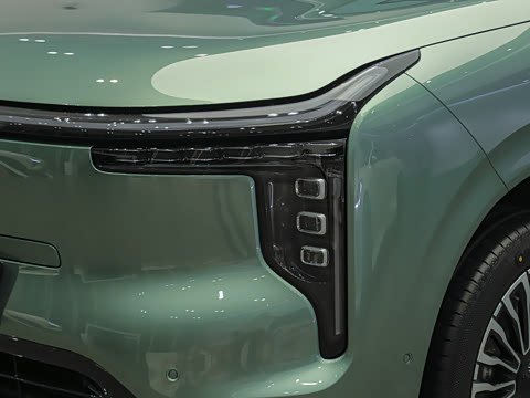 2026�� 66 Ultra ����������