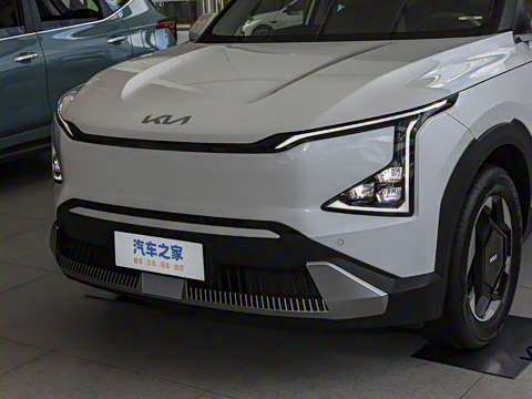 2025�� 720 Light