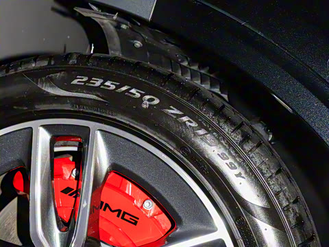 2025�� AMG GLA 35 4MATIC