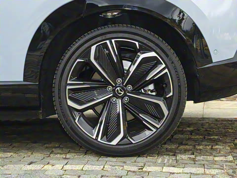 2025�� ����200 Max