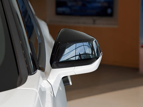 2026�� 2.0T EcoBoost E �춯 �˶���