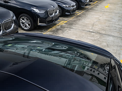 2026�� xDrive40i ������ M�˶���װ
