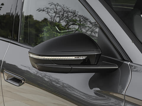 2026�� quattro Ǭ���Ǽݰ�