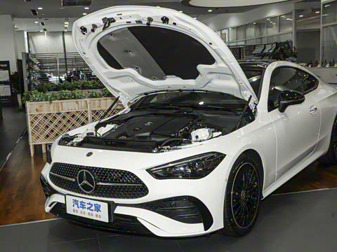 2025�� CLE 300 4MATIC �����ͽ��ܳ�