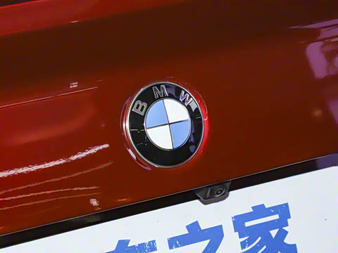 2025�� 225i M�˶���ҹ��װ