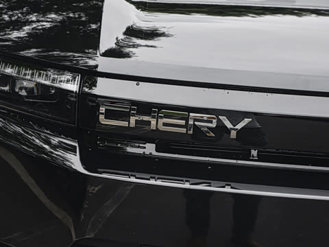 2025�� 215Զ�а�