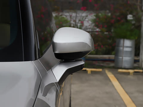 2026�� 2.0T Ultra 5��