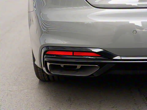 2025�� Sportback ��ذ� 40 TFSI quattro ����������