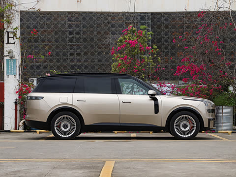 2026�� 2.0T Ultra 5��