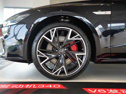 2025�� 55 TFSI quattro ����ʿ��