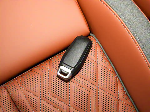 2026�� 2.0T �˶��� Plus