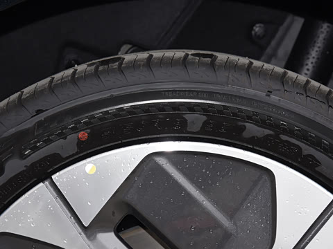 2025�� 515 ������ Plus