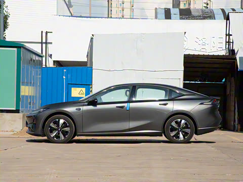 2026�� 550Max��ΪǬ��ADS SE��