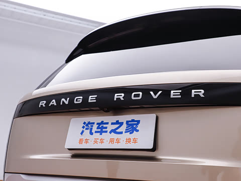 2026�� 3.0 L6 400PS AB�����