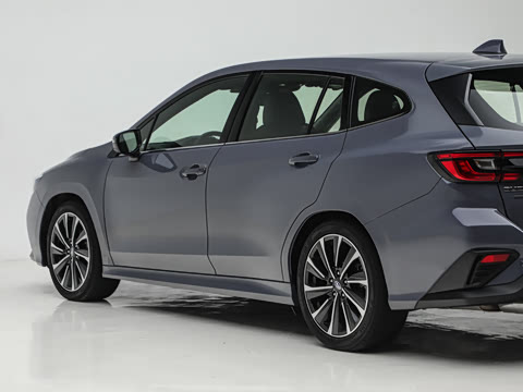 2025�� 2.4T CVT Wagon tS EyeSight