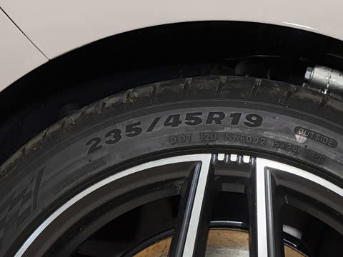 2025�� 630 Lite��