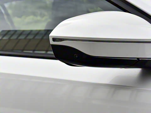 2026�� 530Li ������ M�˶���װ