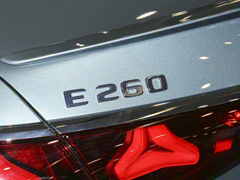 2026�� E 260 �˶���