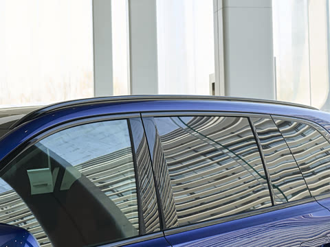 2025�� ���� Ultra�� 53.4kWh 6���� (896�߼����״