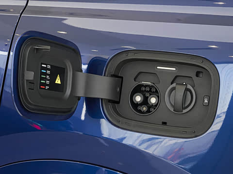 2025�� ���� Ultra�� 53.4kWh 6���� (896�߼����״