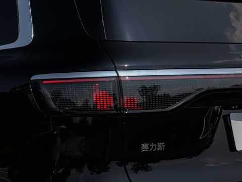 2025�� ���� Max+ ������������ 