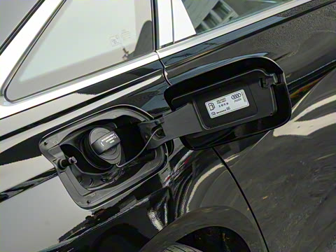 2026 45 TFSI quattro ѡ+