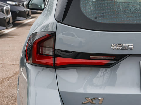 2025�� xDrive25Li M�˶���ҹ��װ