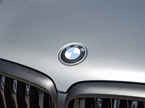 2025�� xDrive 40Li ������M�˶���ҹ��װ