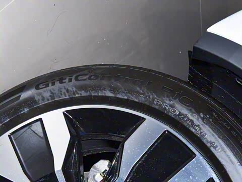 2026�� ���ڿ� 330TSI �Զ�����R-Line��ҫ��