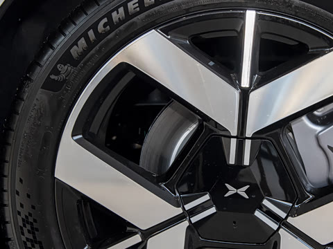 2026�� ���� 725 Max �콢��