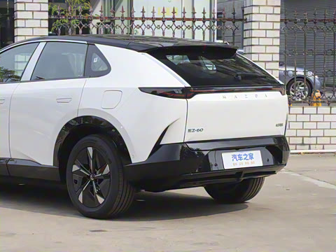 2025�� ����200 Pro